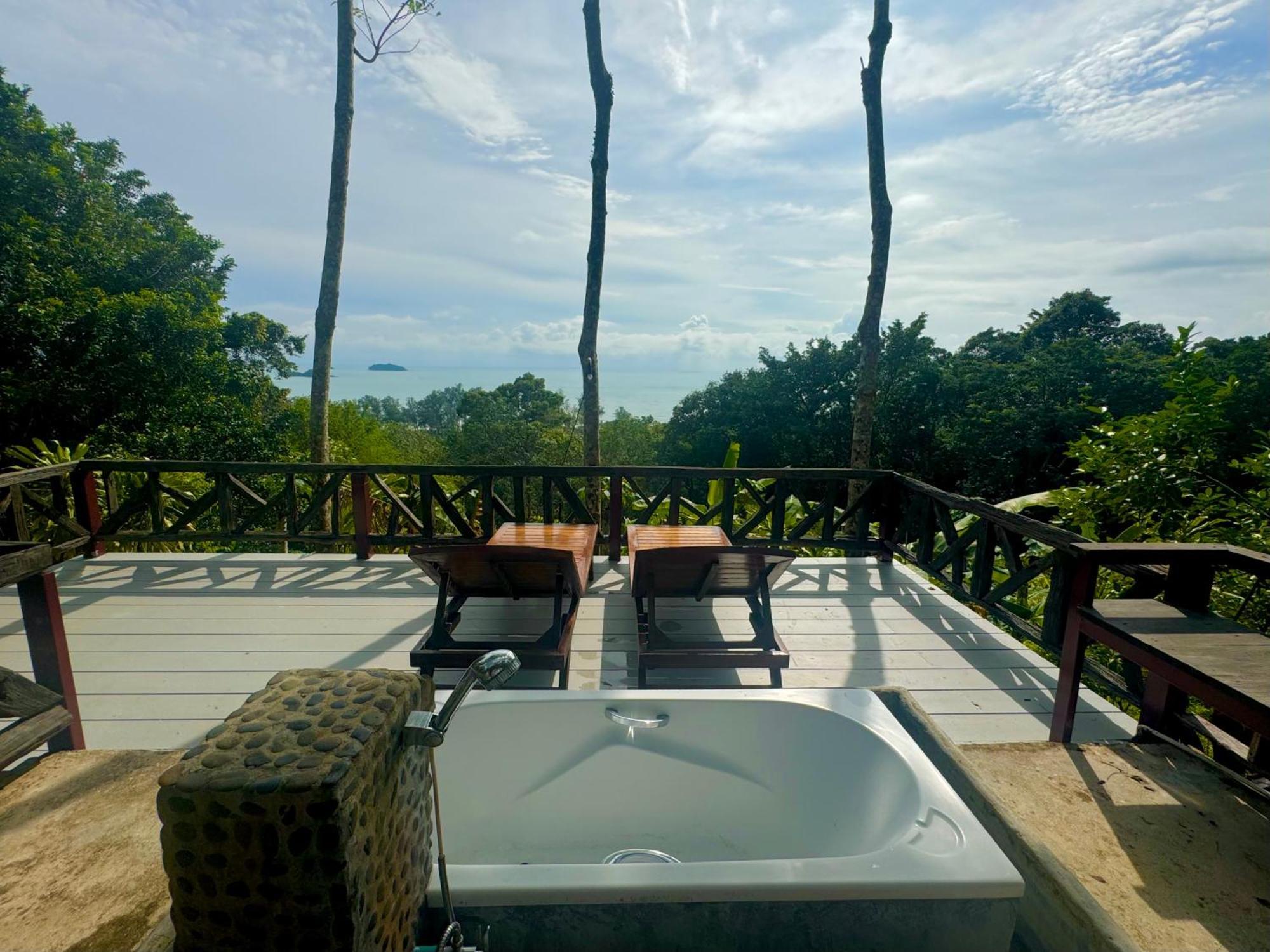 Drifters Anchor Hotel Ban Map Khangkhao ภายนอก รูปภาพ