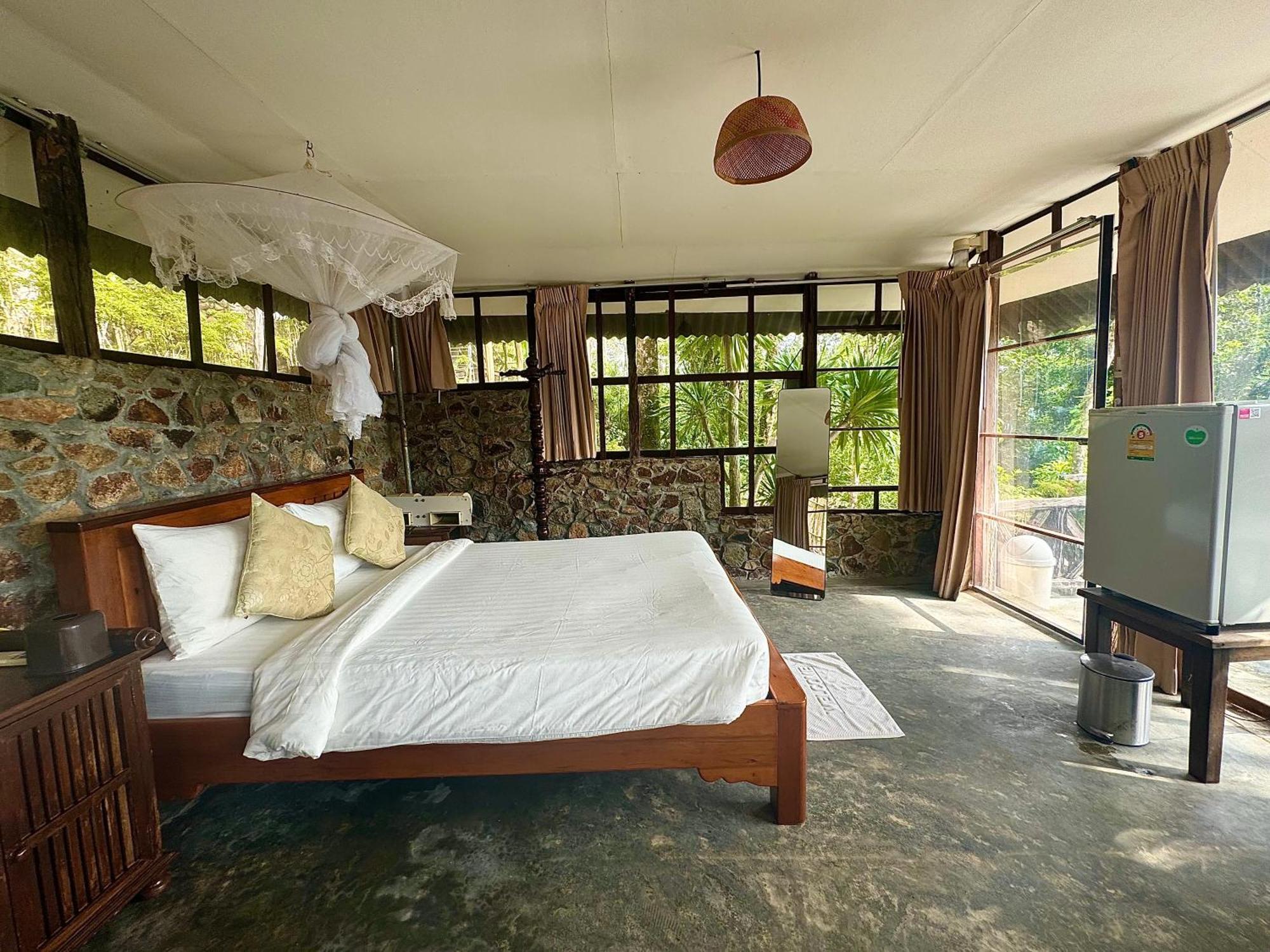 Drifters Anchor Hotel Ban Map Khangkhao ภายนอก รูปภาพ