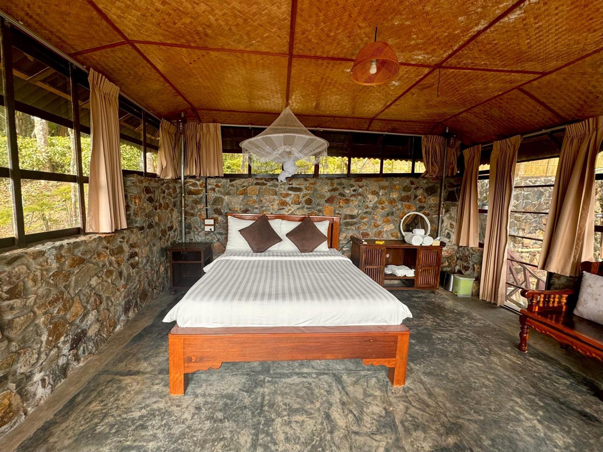 Drifters Anchor Hotel Ban Map Khangkhao ภายนอก รูปภาพ