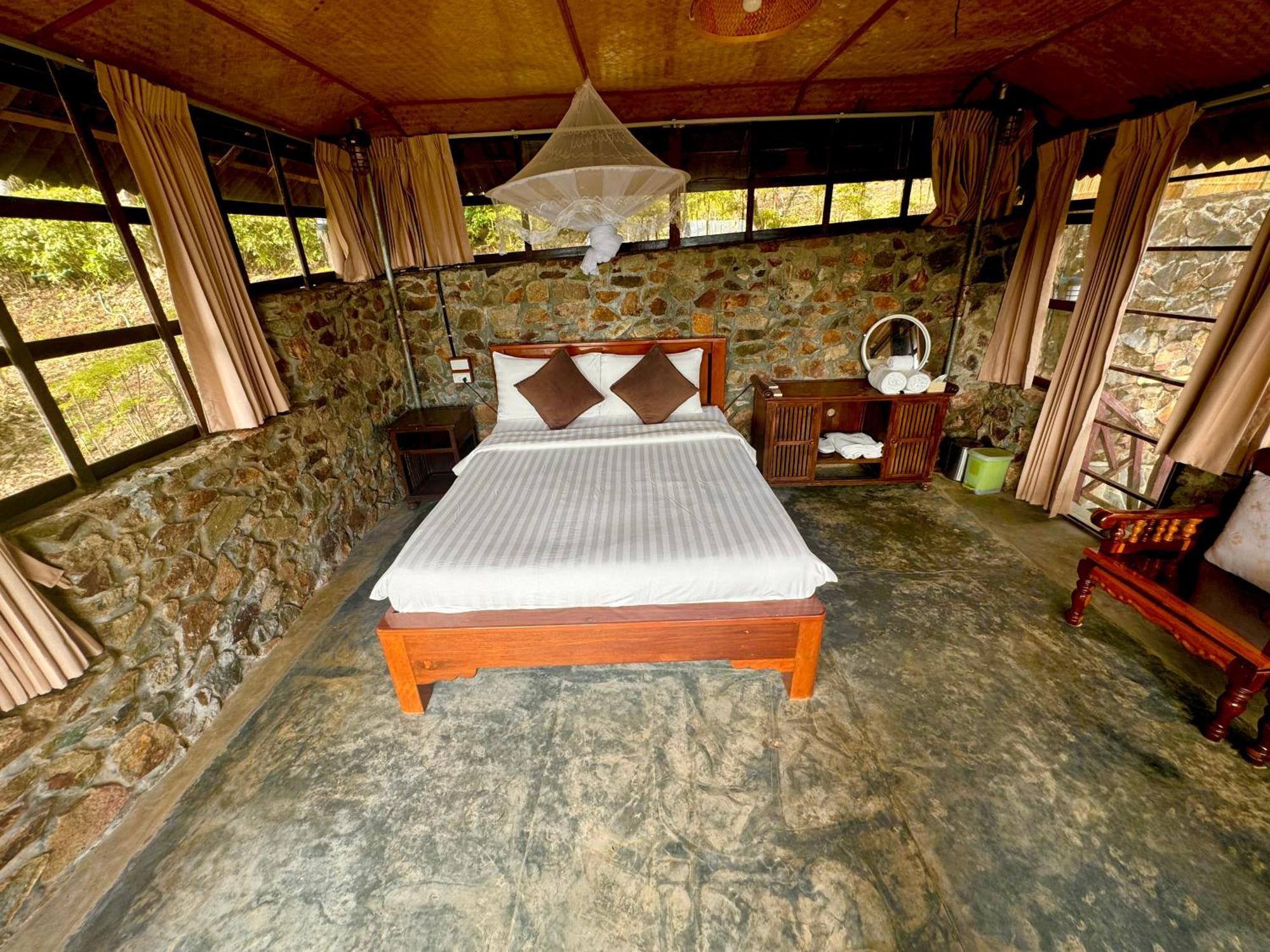Drifters Anchor Hotel Ban Map Khangkhao ภายนอก รูปภาพ
